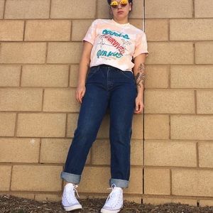 Vintage 90s earth quake California tie dye tee